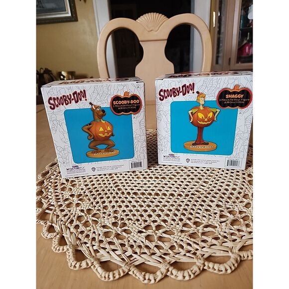 Culturefly Scooby-doo & Shaggy 4.5" Vinyl Figure Set Halloween 2025 Collectible - Picture 5 of 6
